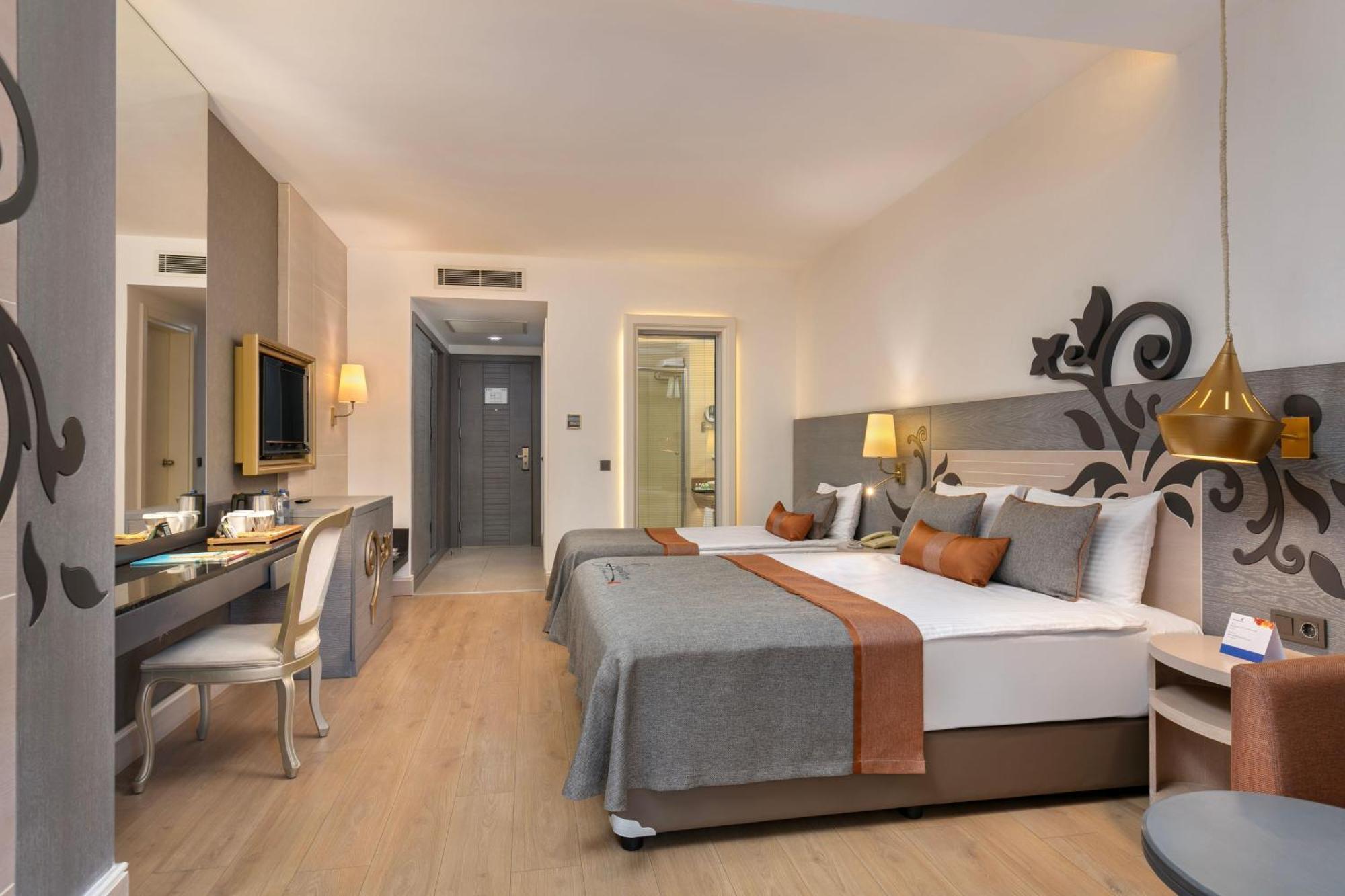Kirman Belazur & Hotel